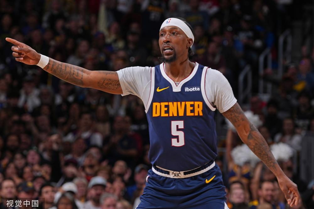 推上了輿論 推上了輿論